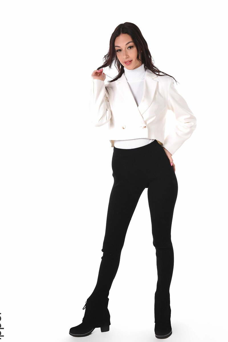 Елена, 18